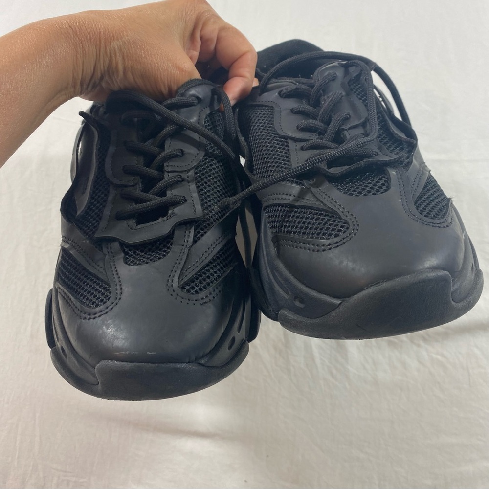 Steve Madden Possess Sneakers Black Lace-Up Sneakers Round toe Mesh upper - Picture 5 of 10
